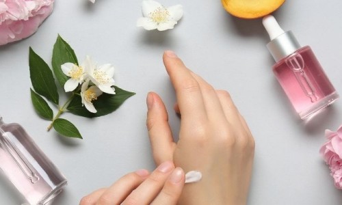 Doğal Kozmetik Zararlı Mı? Bilinmeyen Gerçekler